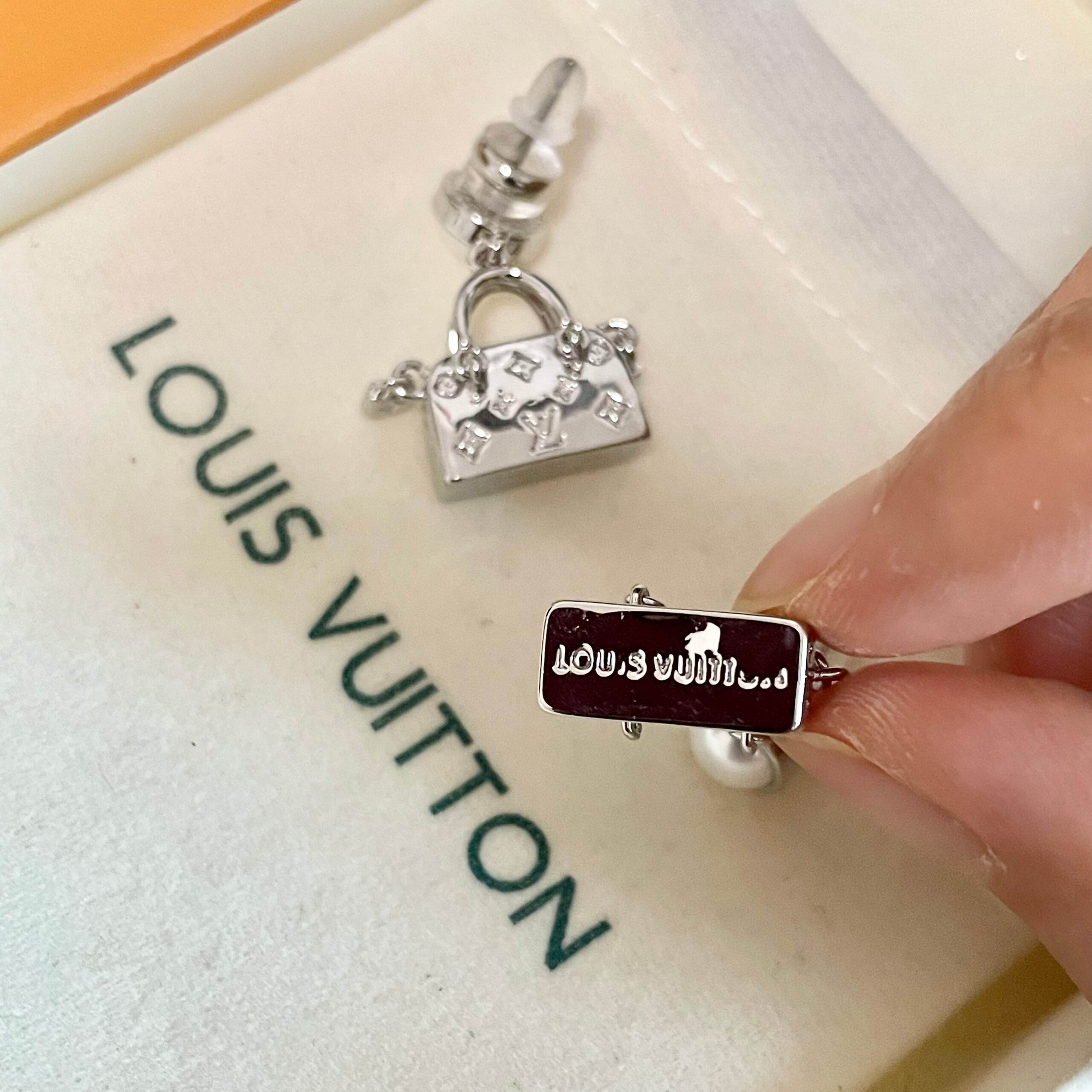 LV高仿女士耳環珍珠手提包造型精緻百搭款｜歐美奢侈品精品推薦