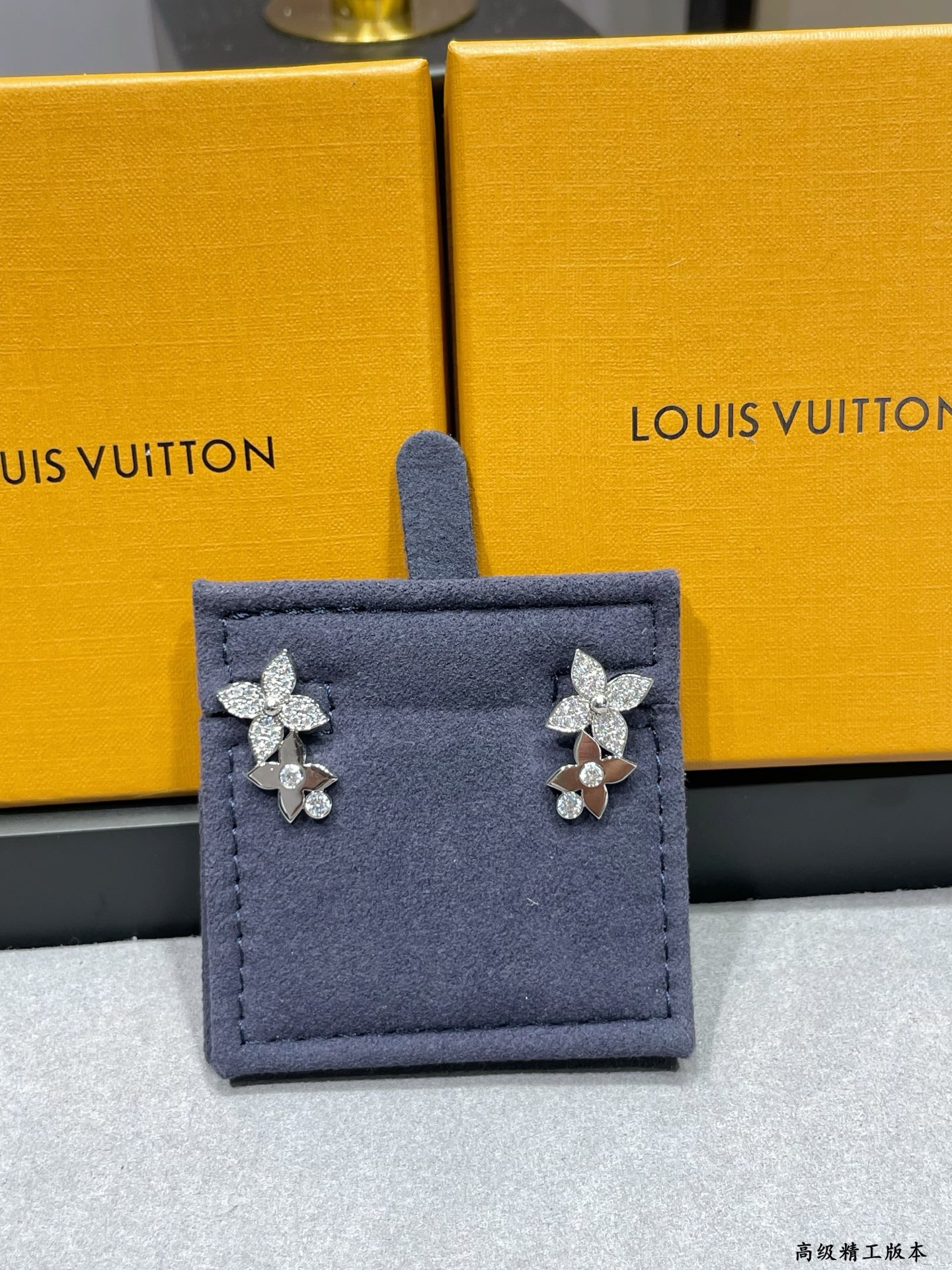 LVA貨仿製Monogram花朵垂墜耳環｜歐美奢侈品精品推薦
