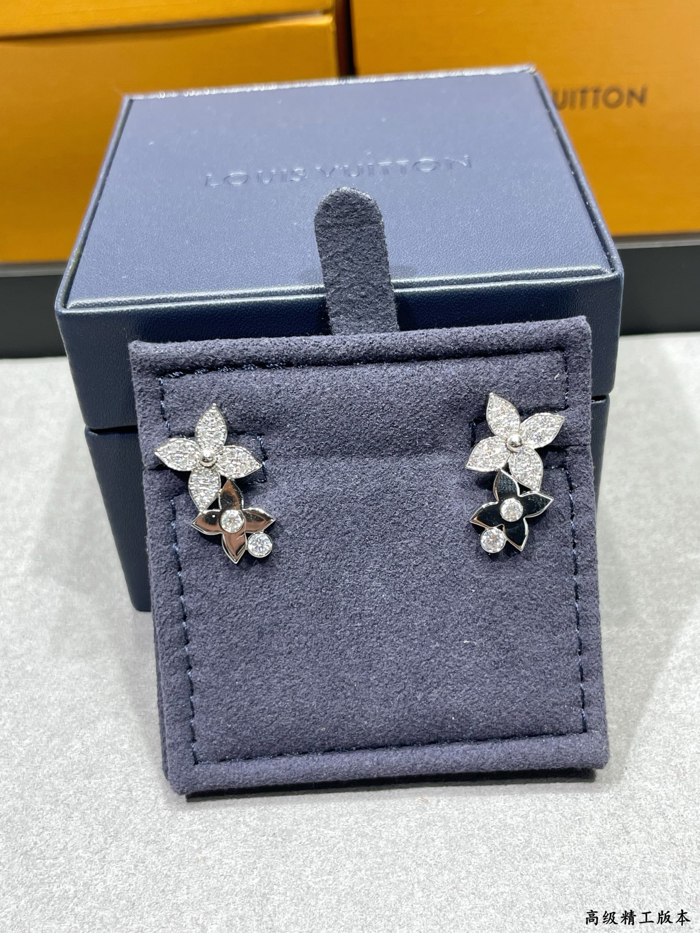 LVA貨仿製Monogram花朵垂墜耳環｜歐美奢侈品精品推薦