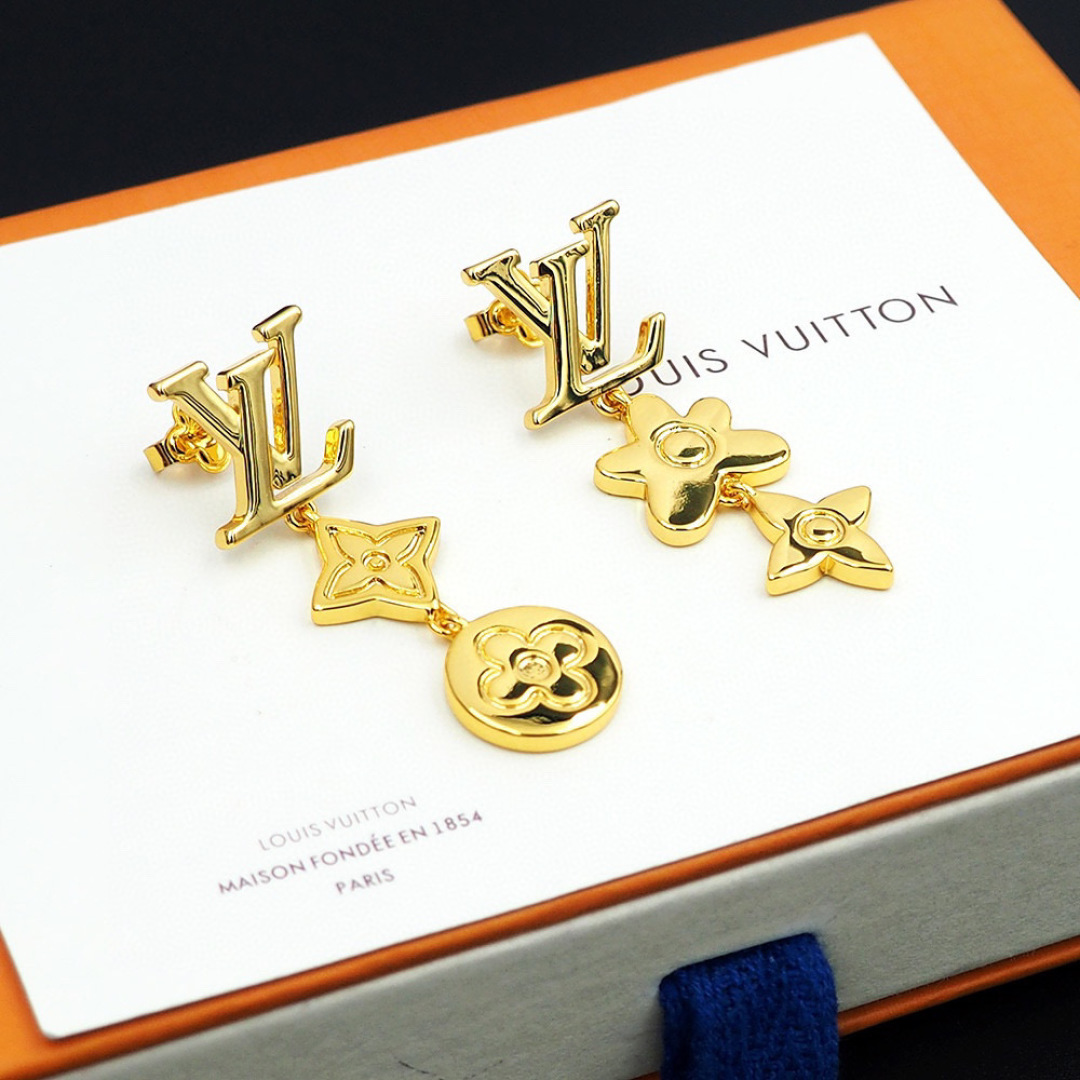 LV原單仿製金色Logo多元素吊墜耳環｜歐美奢侈品精品推薦