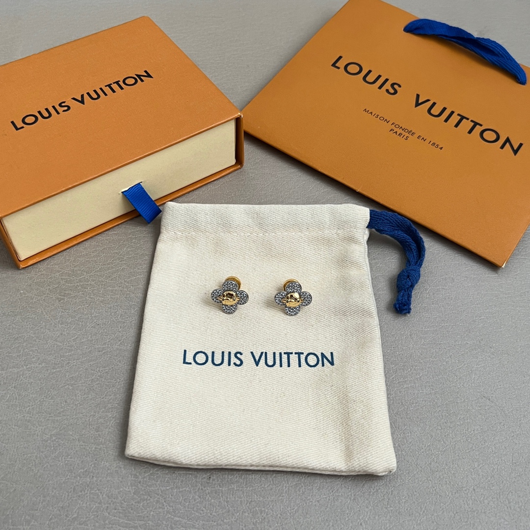LV一比一Monogram花形耳釘典雅百搭小巧飾品｜歐美奢侈品精品推薦