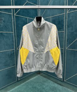 LV高仿風衣外套灰黃拼接時尚運動風設計