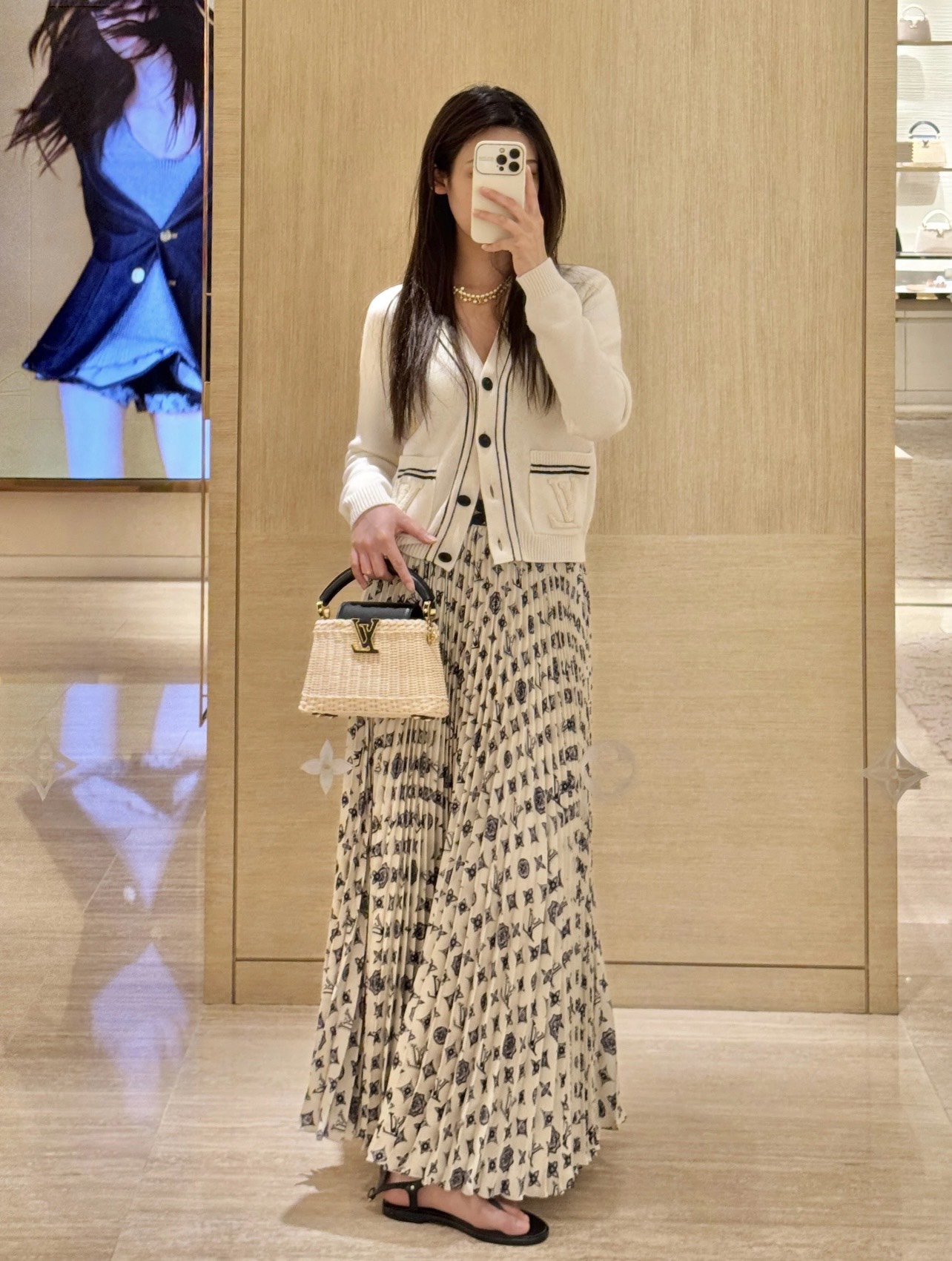 LV高仿女士針織開襟外套米白色百搭氣質款｜歐美奢侈品精品推薦