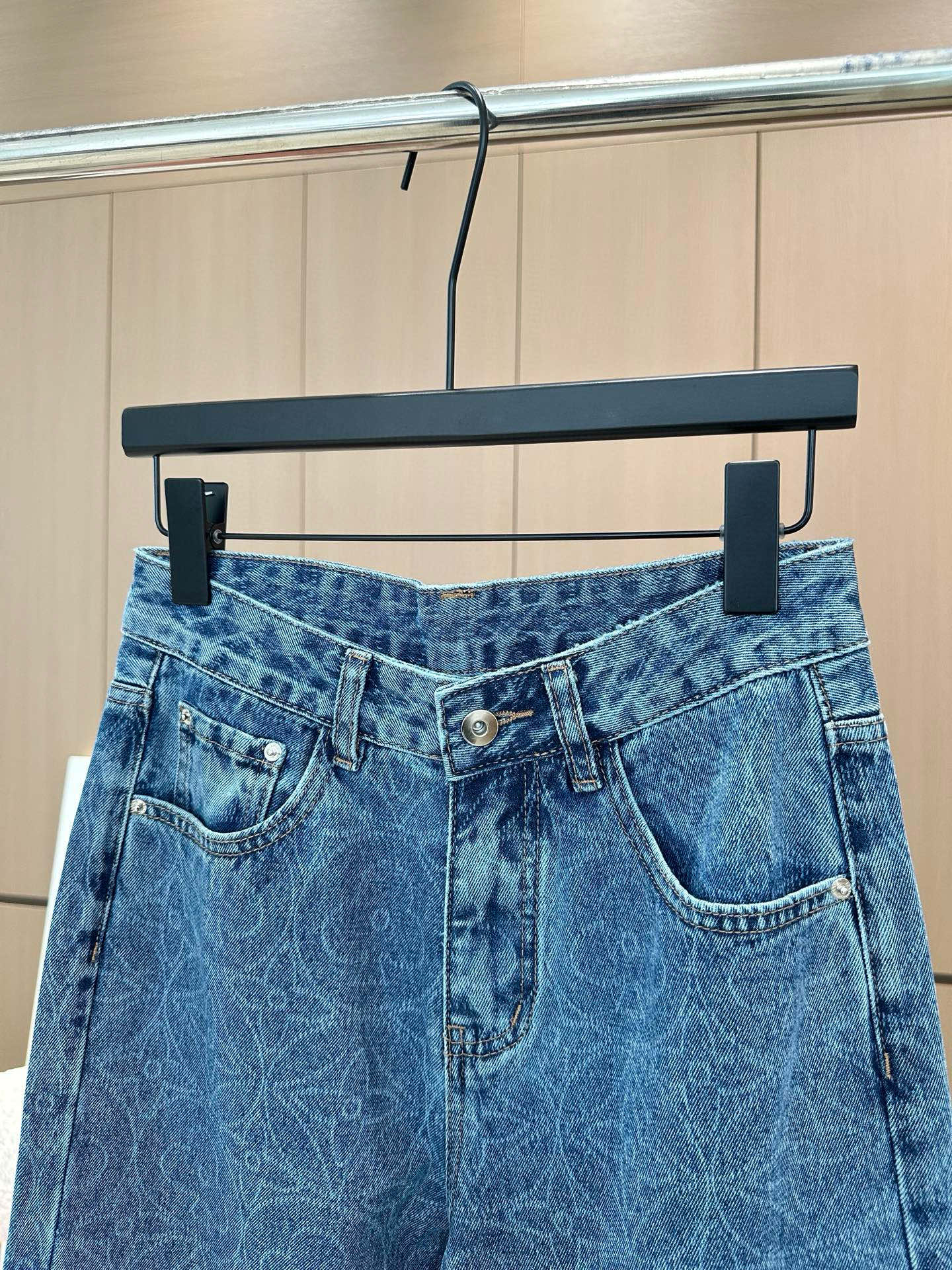 LV 原單牛仔長褲 Monogram暗紋 時尚百搭款｜歐美奢侈品精品推薦