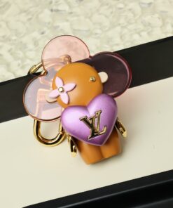 LV一比一裝飾鑰匙扣Monogram心形掛飾限量設計款