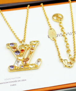LV一比一女士項鍊 經典字母吊墜 彩鑽點綴 百搭時尚單品