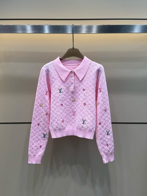 LV高仿粉色翻領刺繡Logo針織衫外套甜美百搭