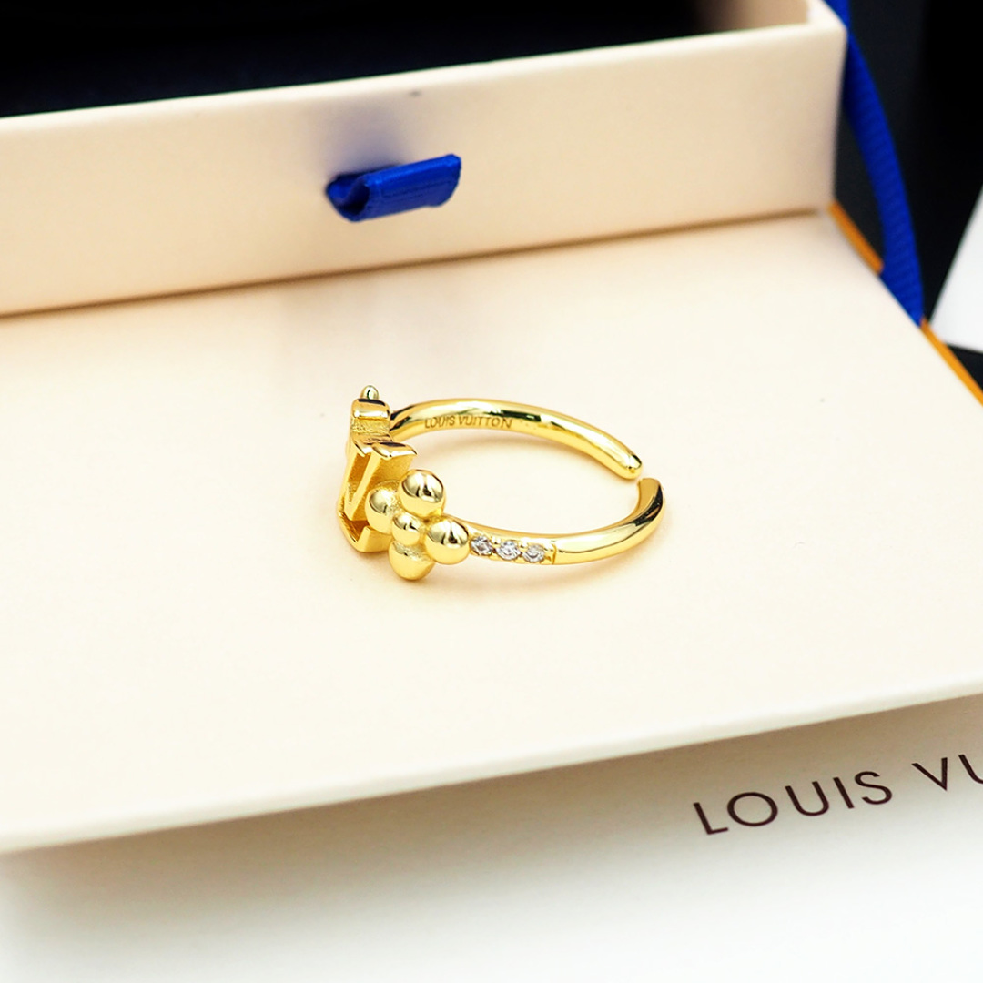 LV Monogram金色開口戒指 時尚百搭精緻設計｜歐美奢侈品精品推薦