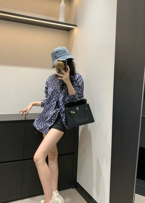 LV 原單藍白滿印襯衫 女士寬鬆時尚休閒款｜歐美奢侈品精品推薦