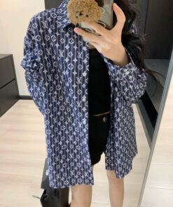 LV 原單藍白滿印襯衫 女士寬鬆時尚休閒款