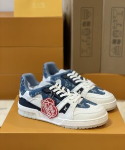 LV 一比一牛仔藍拼接運動鞋 休閒百搭款舒適再升級