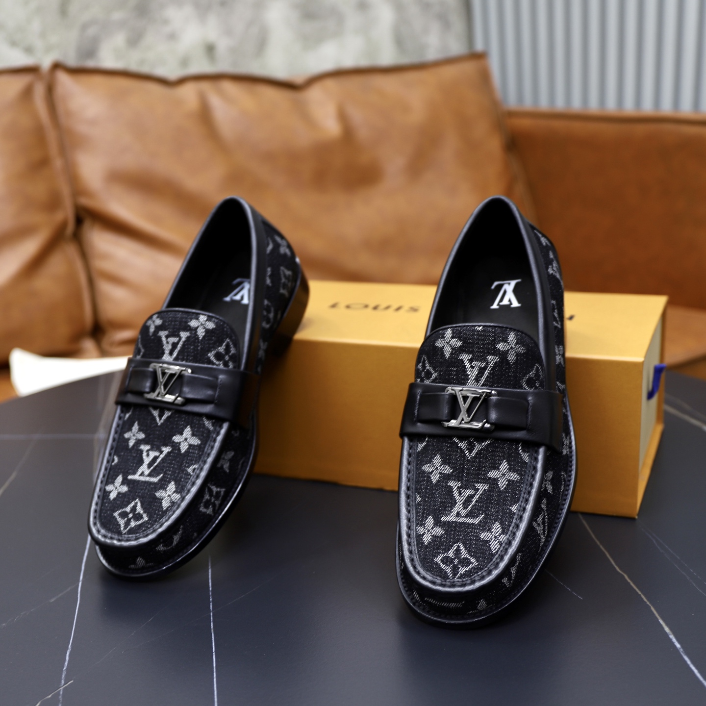 Louis Vuitton 一比一深藍老花樂福鞋 LV金屬飾搭配丹寧布面｜歐美奢侈品精品推薦
