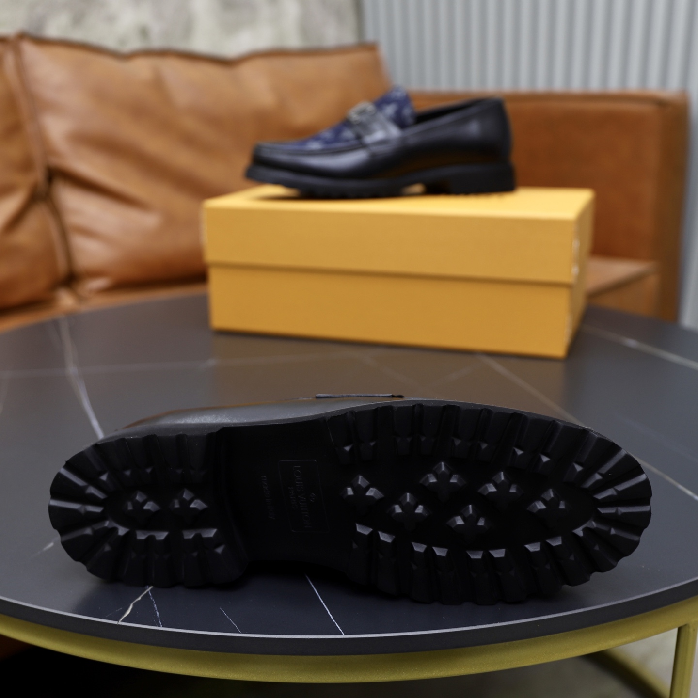 LV精品仿製深藍丹寧樂福鞋LOGO設計雅痞拼皮男鞋｜歐美奢侈品精品推薦