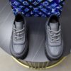 LV高仿灰色厚底運動鞋壓紋皮革街頭百搭款｜歐美奢侈品精品推薦