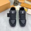 LV高仿男士黑色全皮運動鞋 硬挺造型品牌Logo款｜歐美奢侈品精品推薦