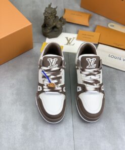 LV A貨男士咖啡撞色拼接鞋 復古低筒設計實穿推薦