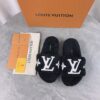 LV原單女款毛毛拖鞋黑色白Logo簡約大方百搭款｜歐美奢侈品精品推薦