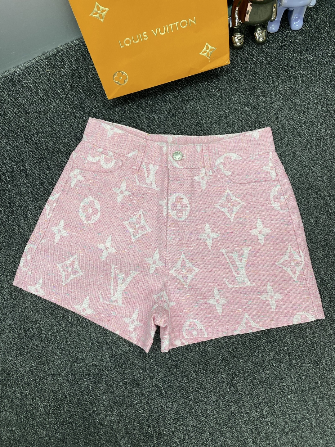 LV一比一女士粉色Monogram針織短褲甜美百搭款｜歐美奢侈品精品推薦