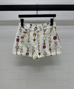 LV高仿女士白色短褲寶石鏈條印花設計時尚百搭款