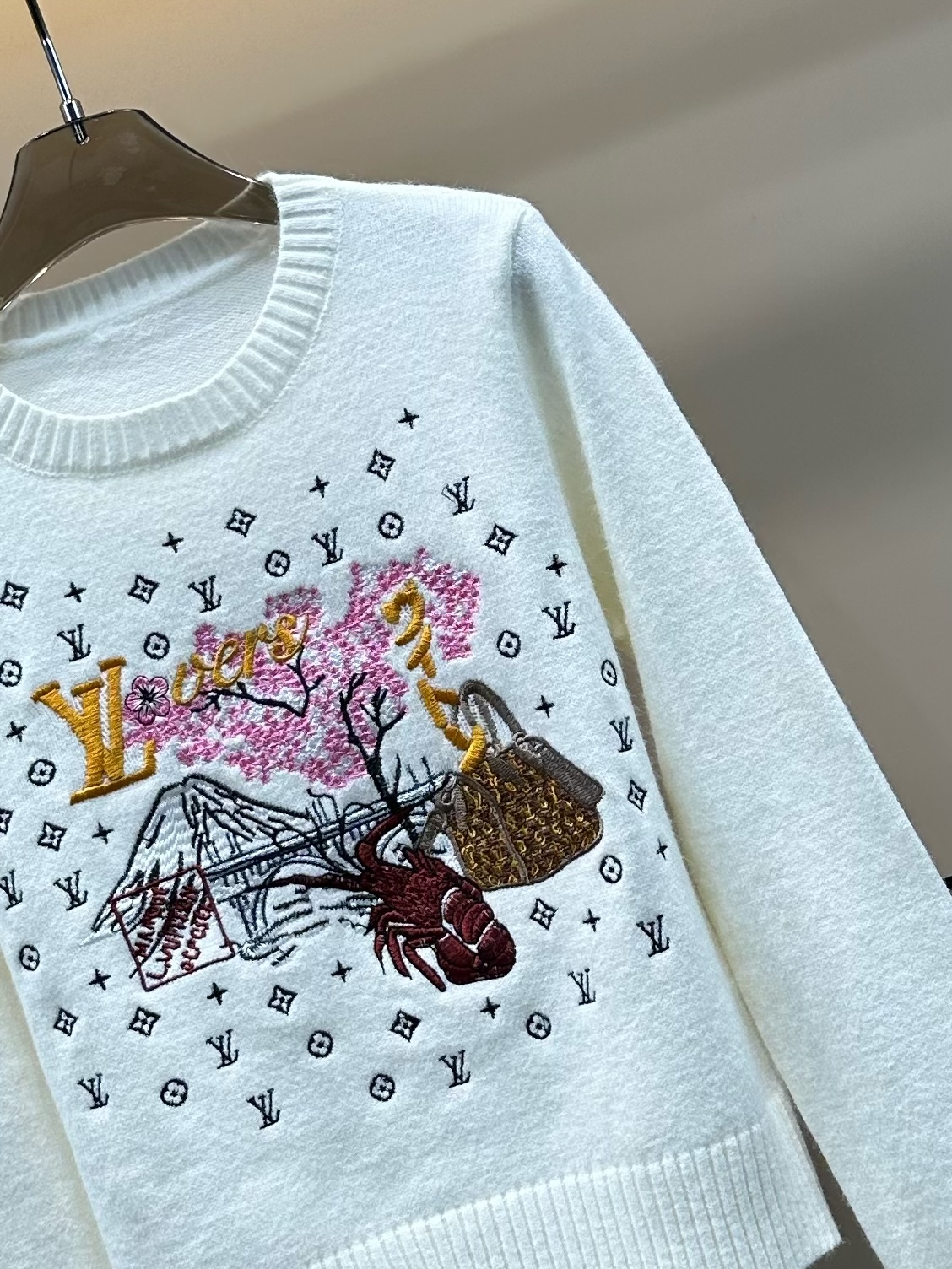 LV A貨女士灰色毛衣刺繡圖案休閒百搭款｜歐美奢侈品精品推薦