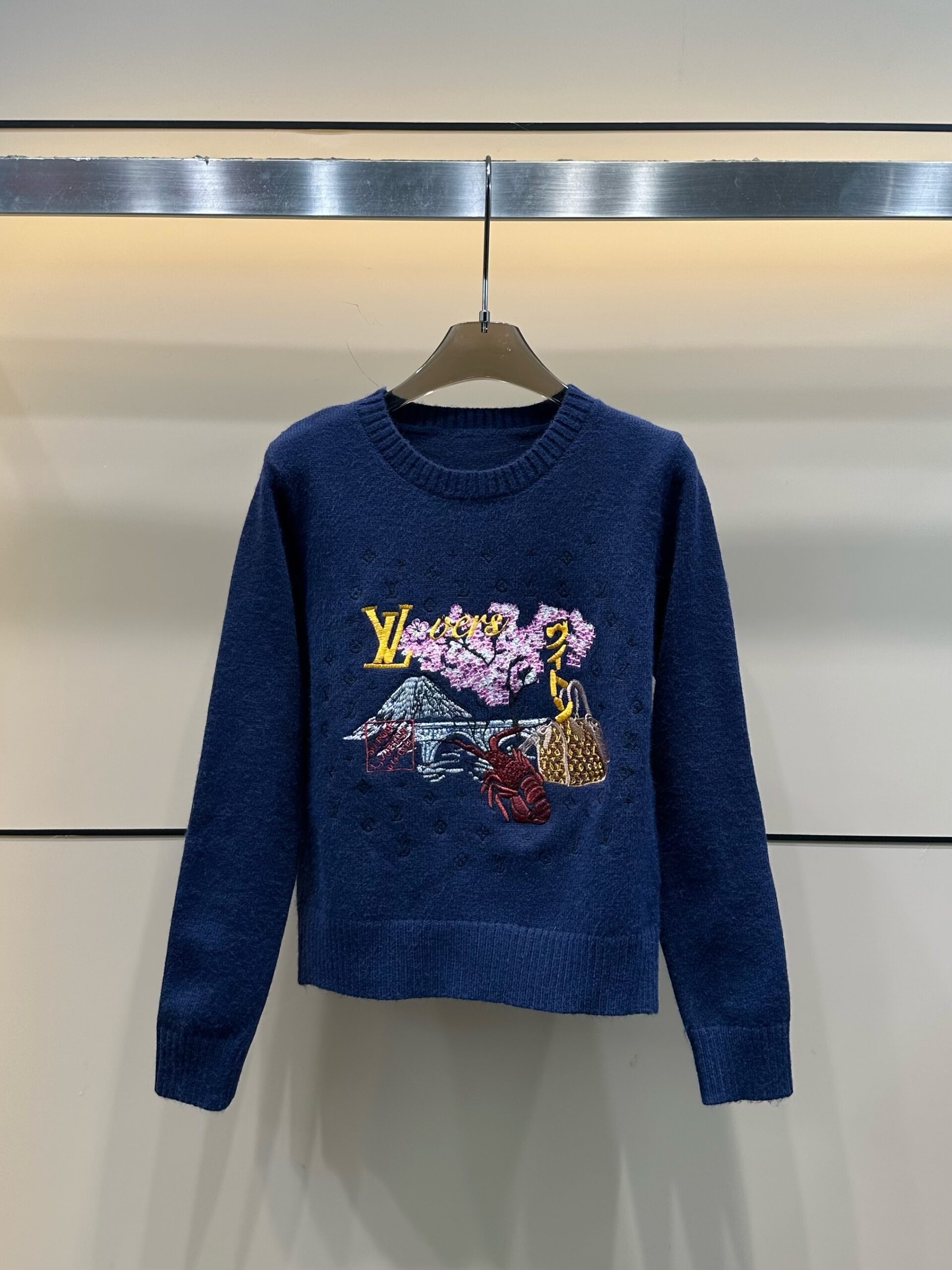 LV A貨女士灰色毛衣刺繡圖案休閒百搭款｜歐美奢侈品精品推薦