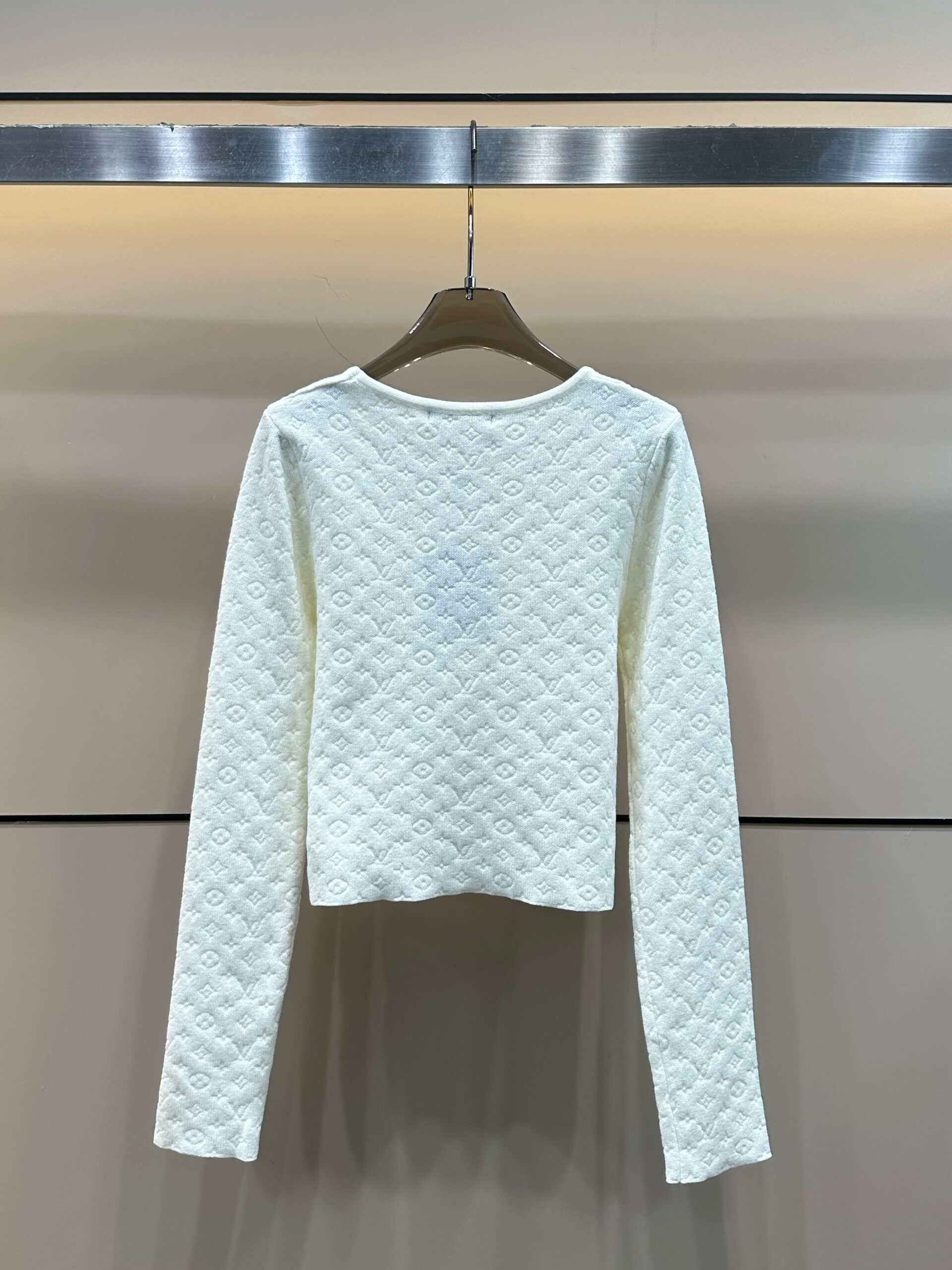 LV高仿女士白色方領長袖短版上衣時尚修身款｜歐美奢侈品精品推薦