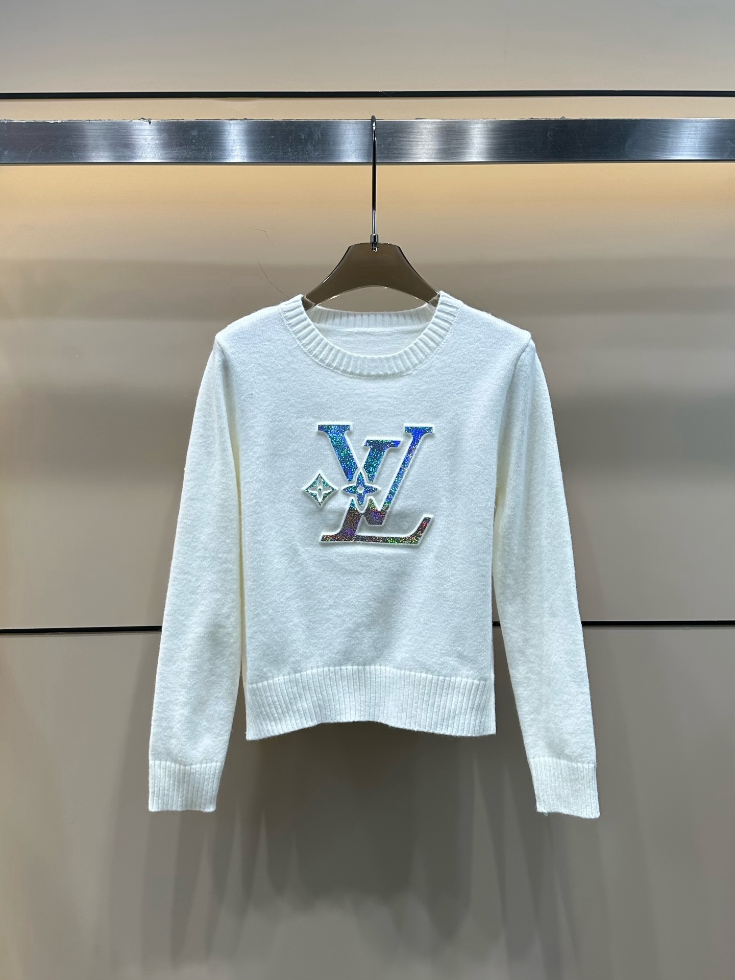 LV A貨女士亮片Logo長袖針織毛衣百搭時尚款｜歐美奢侈品精品推薦