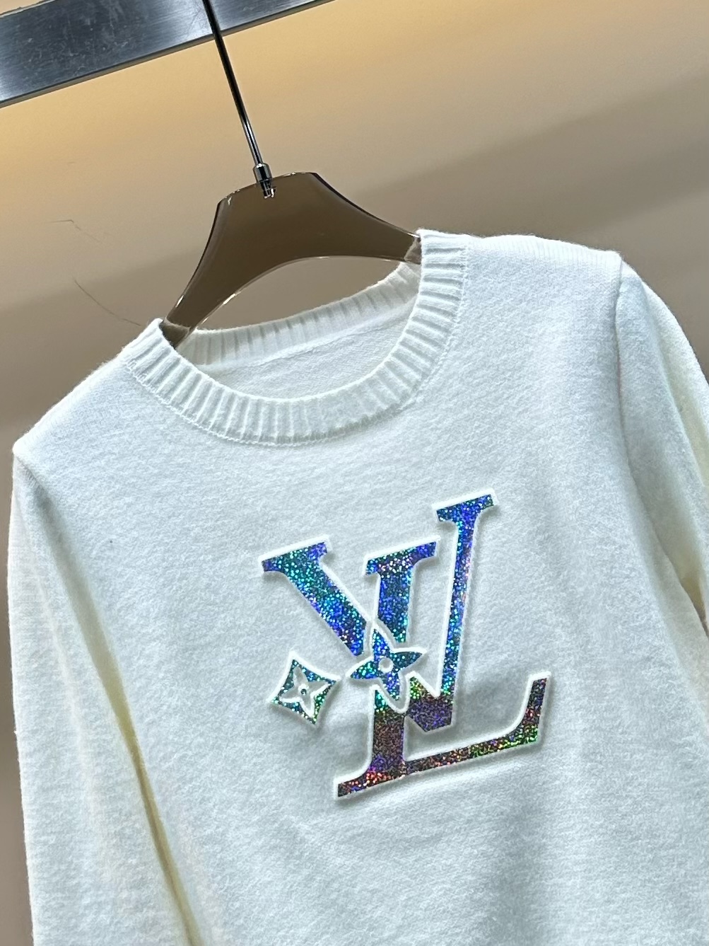 LV A貨女士亮片Logo長袖針織毛衣百搭時尚款｜歐美奢侈品精品推薦