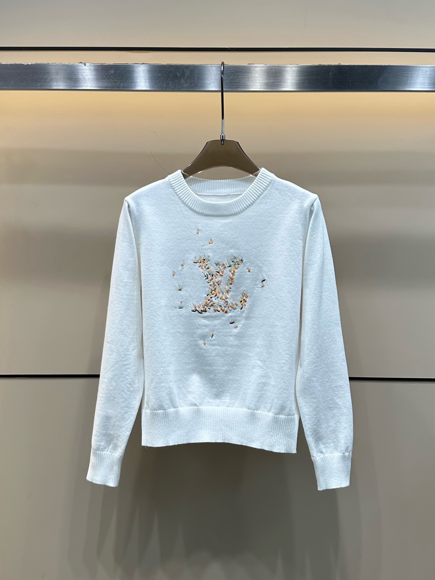 LV一比一女士花卉刺繡Logo長袖針織毛衣溫柔百搭款｜歐美奢侈品精品推薦