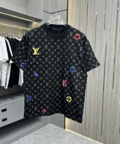 LV A貨男士印花短袖T恤 彩色Logo點綴 潮流百搭款式