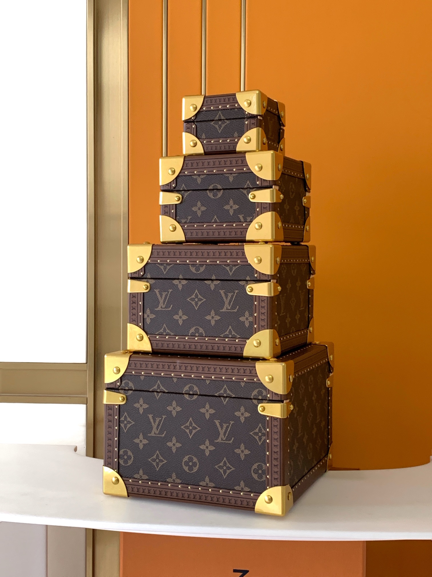 LV高仿經典行李箱四件套 金屬鎖扣復古復刻款｜歐美奢侈品精品推薦