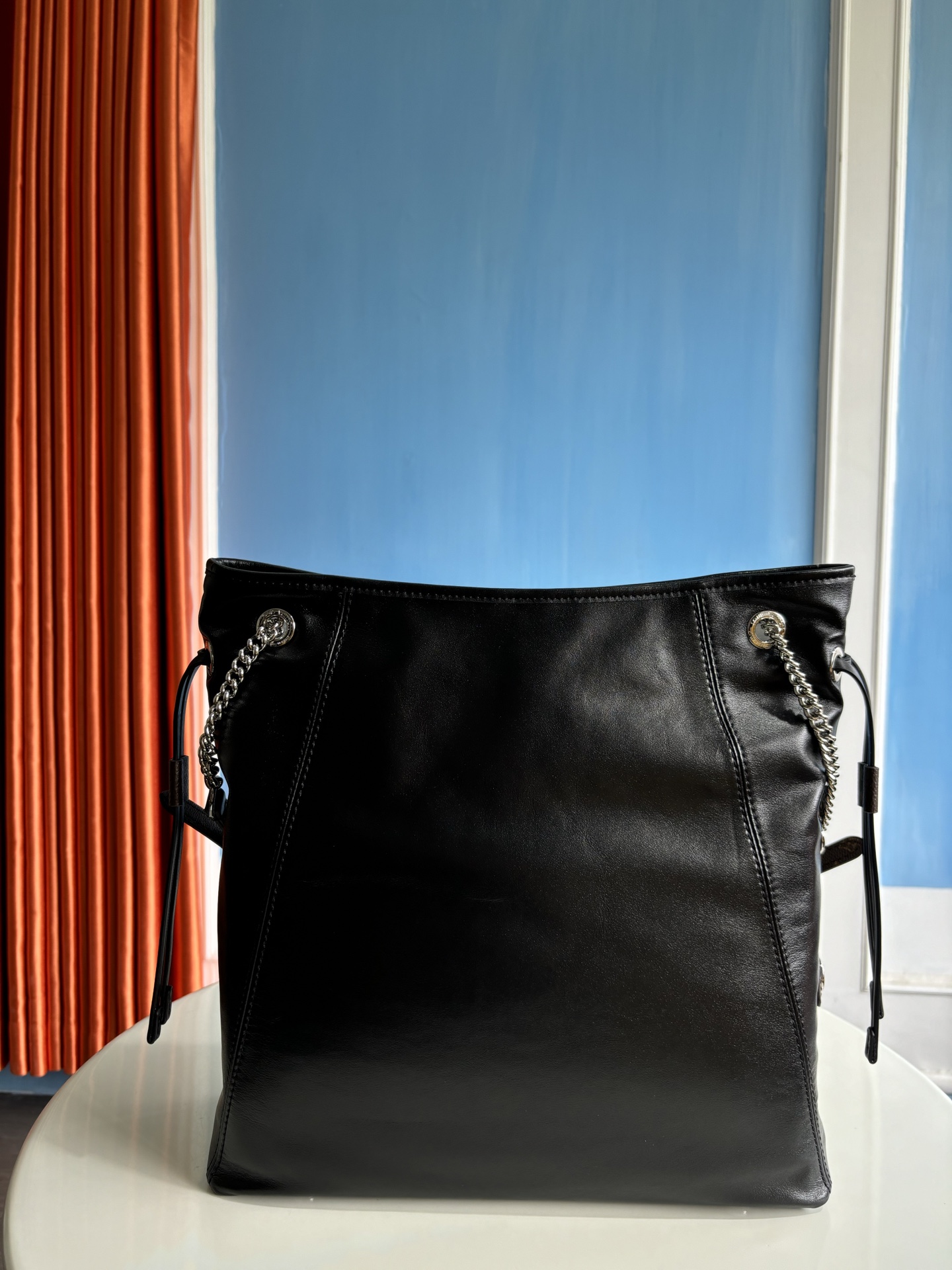 LV 一比一 黑色鏈條托特包 時尚百搭大容量|超A仿原單精品圖片 14 LV 一比一 黑色鏈條托特包 時尚百搭大容量|歐美奢侈品精品推薦