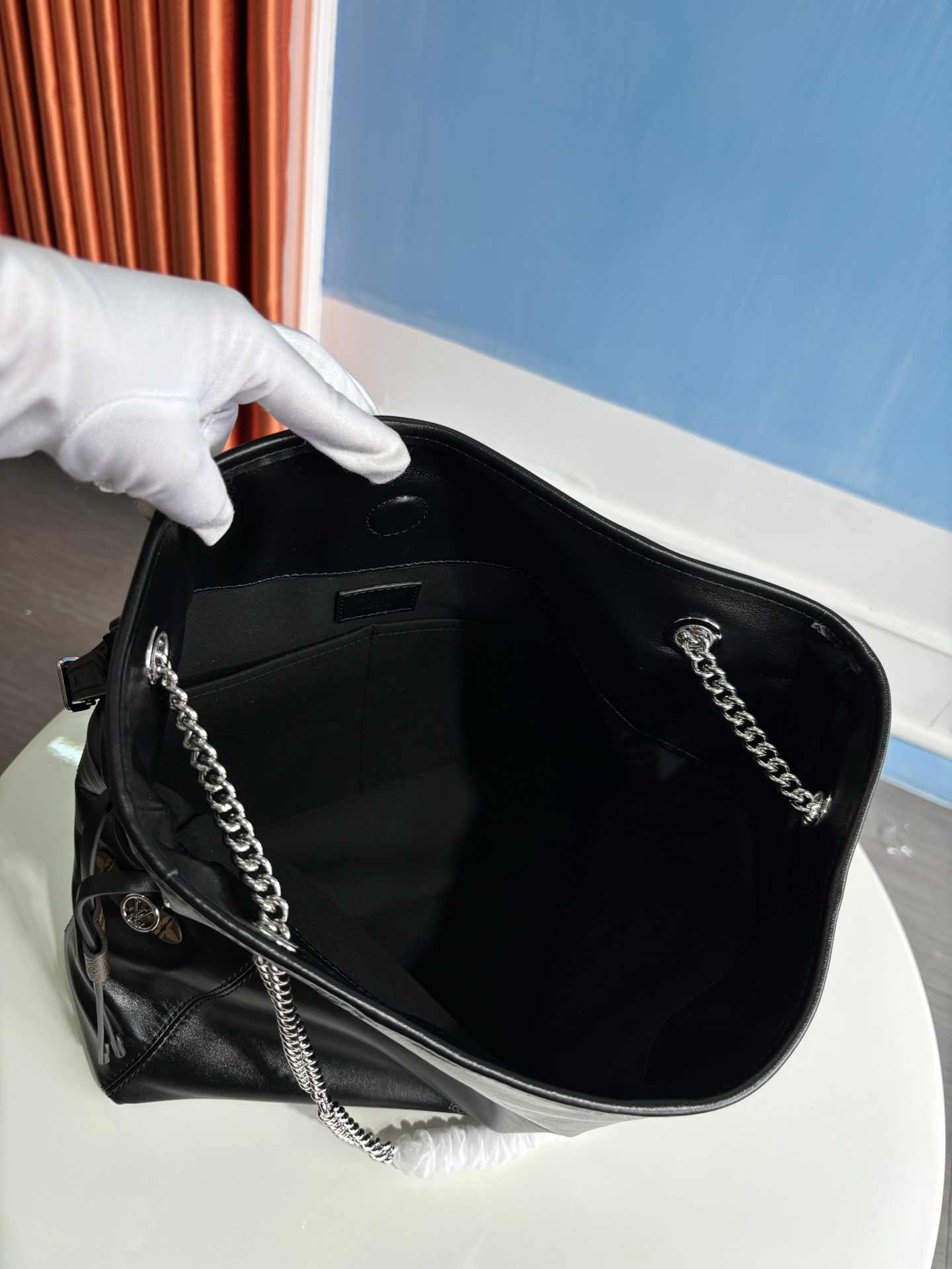 LV 一比一 黑色鏈條托特包 時尚百搭大容量|超A仿原單精品圖片 8 LV 一比一 黑色鏈條托特包 時尚百搭大容量|歐美奢侈品精品推薦