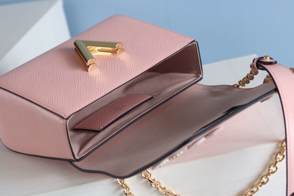 LV 高仿粉色花卉鉚釘鏈條包 優雅甜美單肩斜挎｜歐美奢侈品精品推薦