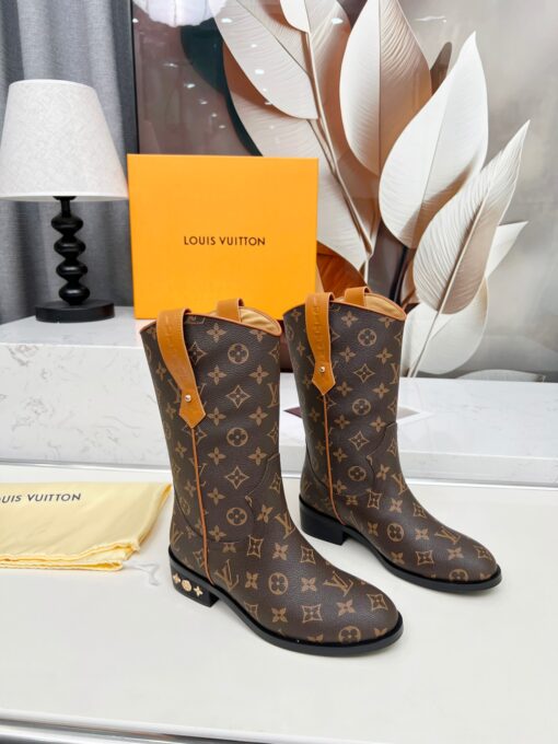 LV 原單經典Monogram中筒女靴 優雅復古款