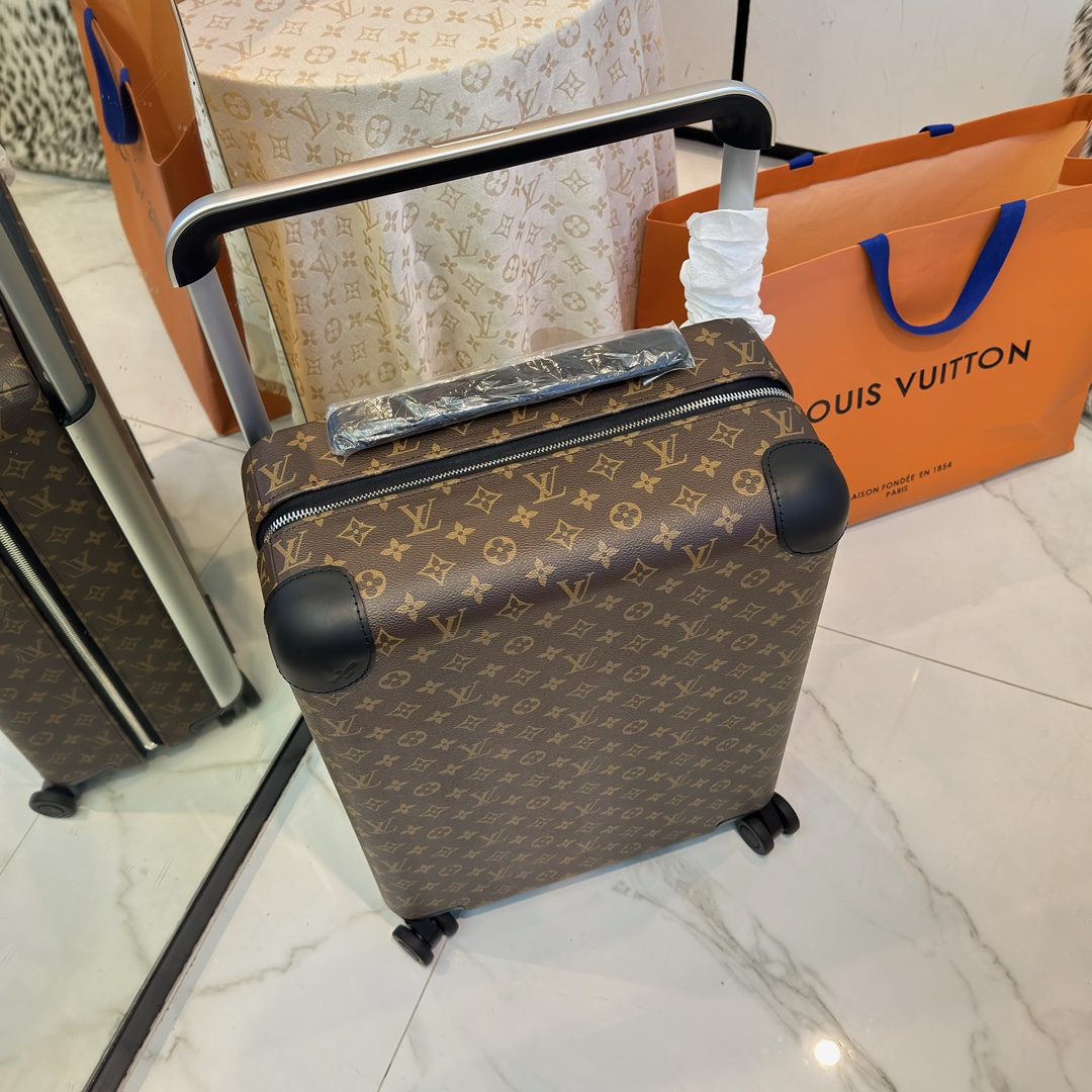 LV 一比一 經典花紋旅行箱 便捷拉桿設計|超A仿原單精品圖片 12 LV 一比一 經典花紋旅行箱 便捷拉桿設計|歐美奢侈品精品推薦