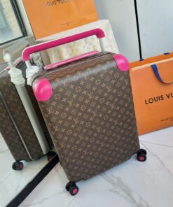 LV 高仿 粉色手把旅行箱 典雅設計 輕盈便捷