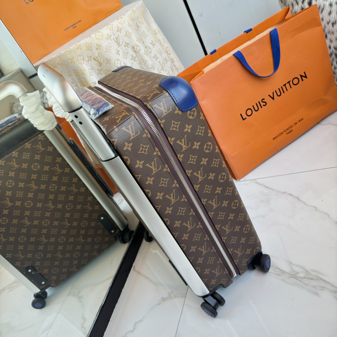 LV 原單 藍色細節旅行箱 專櫃質感再現|超A仿原單精品圖片 13 LV 原單 藍色細節旅行箱 專櫃質感再現|歐美奢侈品精品推薦