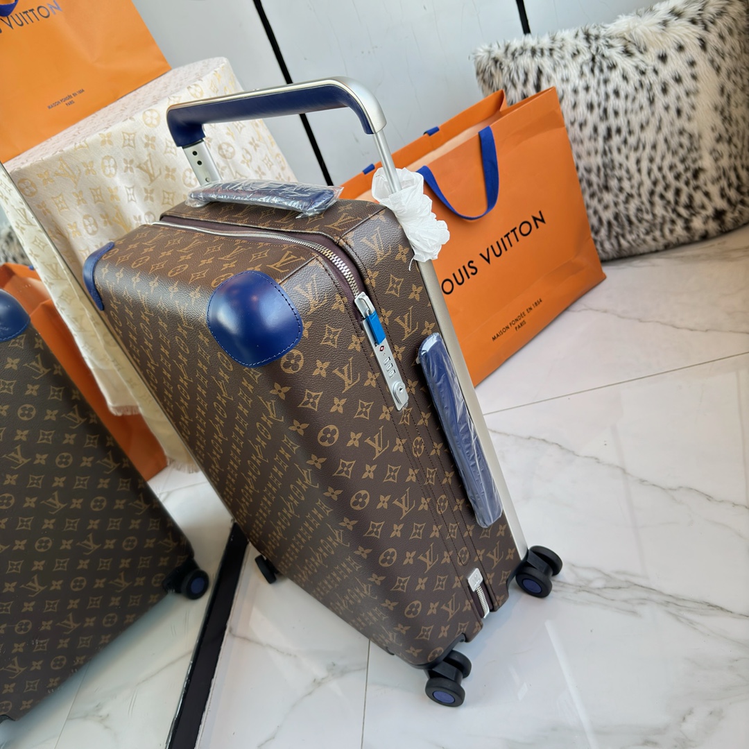 LV 原單 藍色細節旅行箱 專櫃質感再現|超A仿原單精品圖片 11 LV 原單 藍色細節旅行箱 專櫃質感再現|歐美奢侈品精品推薦