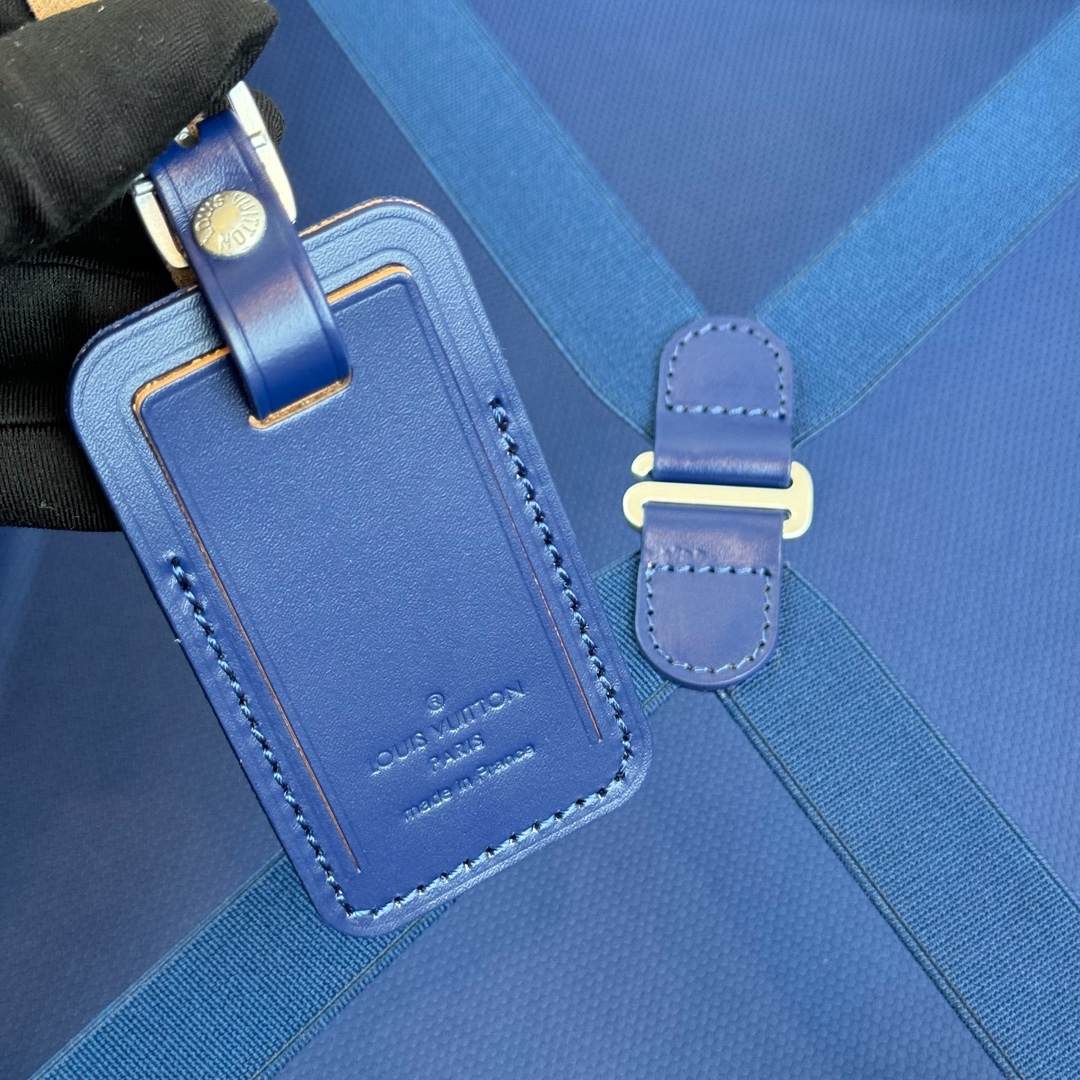 LV 原單 藍色細節旅行箱 專櫃質感再現|超A仿原單精品圖片 7 LV 原單 藍色細節旅行箱 專櫃質感再現|歐美奢侈品精品推薦