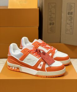 LV 一比一橘紅運動鞋 街頭亮眼配色 百搭潮流定番款