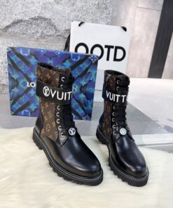 LV 原單拼接Monogram軍靴 女士厚底高筒時尚馬丁靴