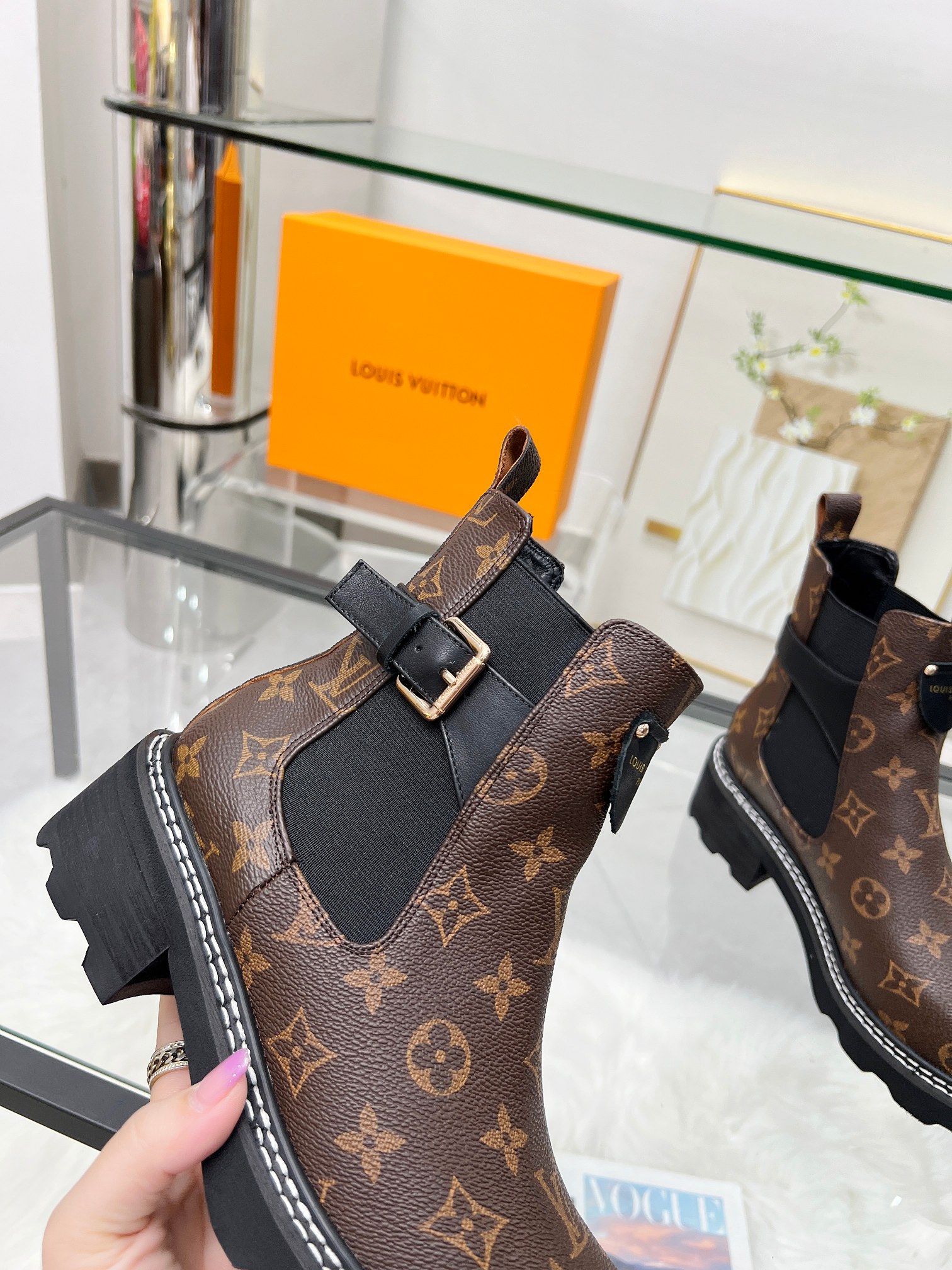 LV 一比一切爾西短靴 女士Monogram厚底皮靴｜歐美奢侈品精品推薦