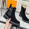 LV 原單黑色麂皮切爾西短靴 女士厚底休閒皮靴｜歐美奢侈品精品推薦