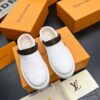 LV 一比一羊羔絨穆勒鞋 白色Monogram拼接款｜歐美奢侈品精品推薦