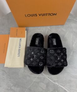 LV 高仿毛絨拖鞋 黑色經典花紋 舒適百搭款