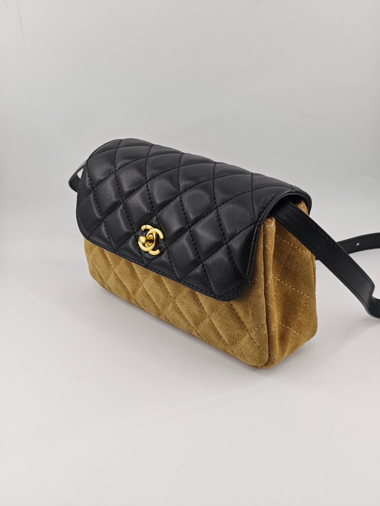 Chanel A貨拼接小方包 經典菱格紋羊皮設計 百搭款｜歐美奢侈品精品推薦