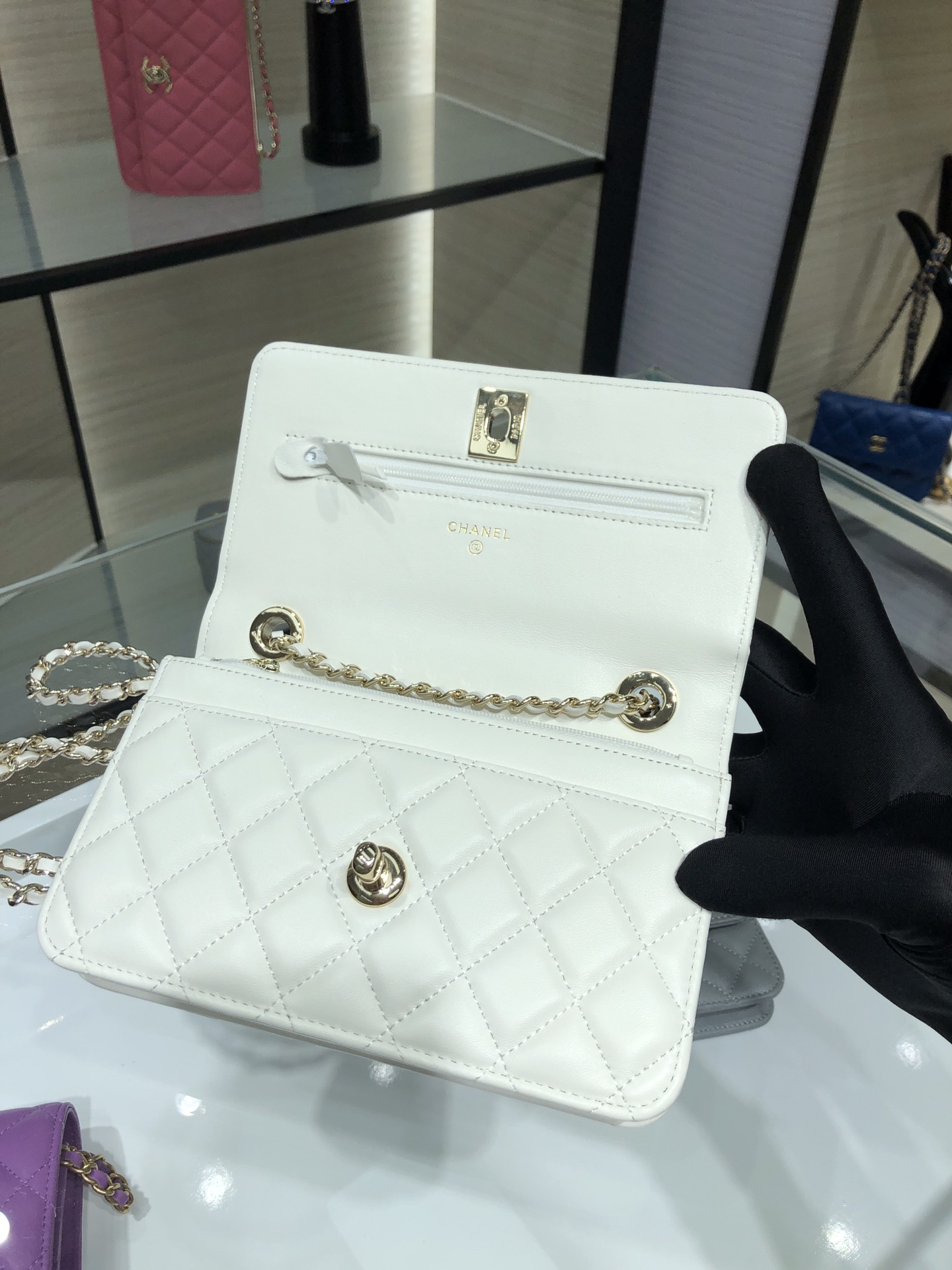 Chanel 精品仿製白色菱格鏈條包 簡約優雅款｜歐美奢侈品精品推薦
