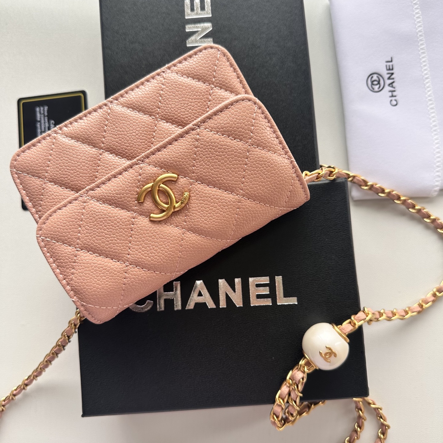 Chanel 高仿粉色口蓋包 荔枝皮菱格紋金扣小香風｜歐美奢侈品精品推薦