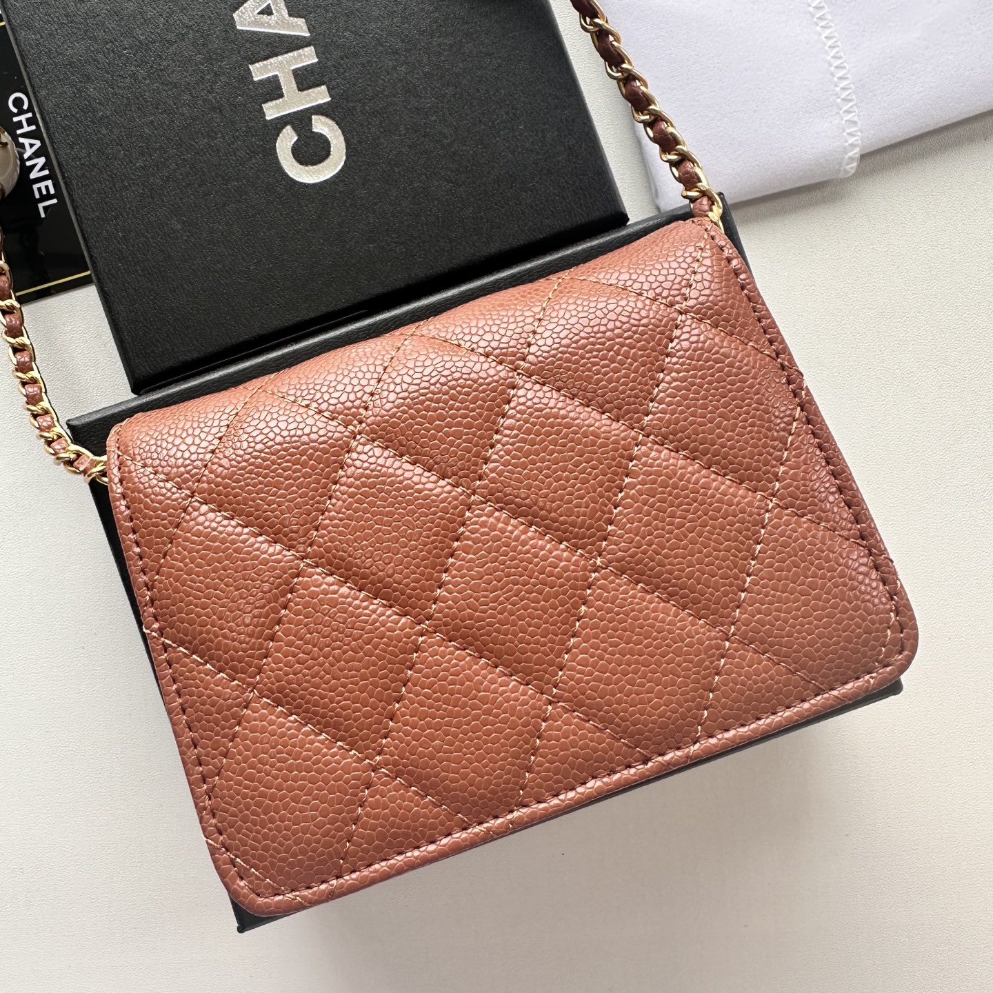 Chanel 高仿棕色口蓋包 荔枝紋皮革鏈條小香風｜歐美奢侈品精品推薦